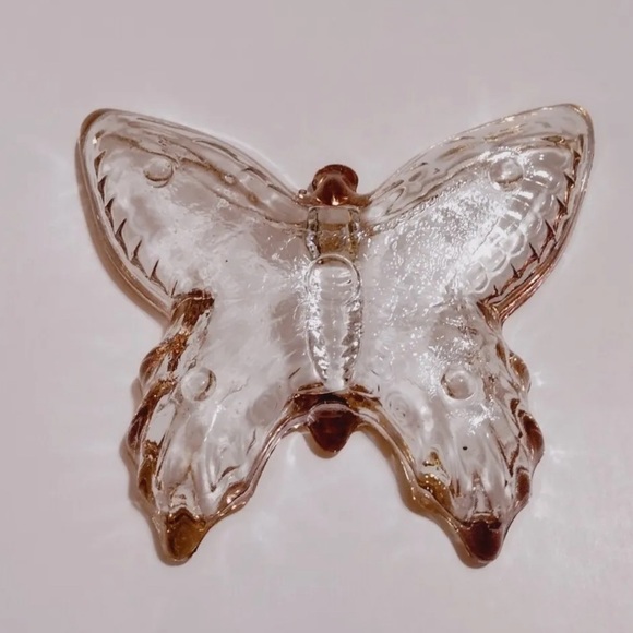 Vintage Butterfly Trinket Dish Set of 4 - Picture 11 of 12
